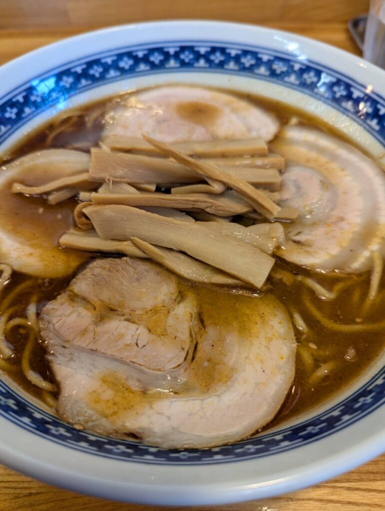 富滋味のラーメン（カレー風味）